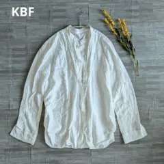 KBF バンドカラー白シャツ
