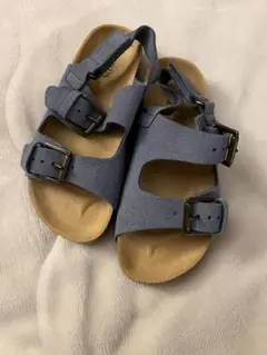 ZARA バックルレザーサンダル