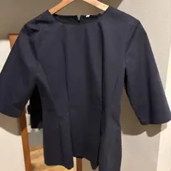 ネイビー ペプラム　トップス