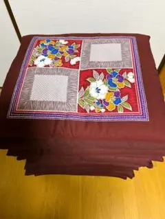 10枚花柄デザインの座布団