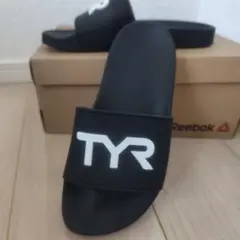 TYR ブラック スライドサンダル 23 新品未使用。