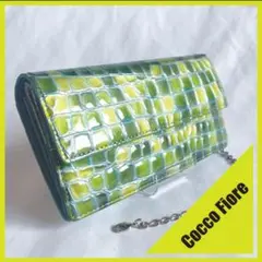 【COCCO FIORE（コッコフィオーレ）】エナメル ロングウォレット