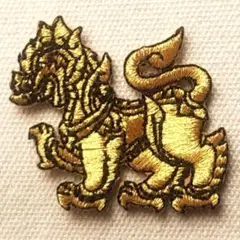 【送料込み】新品☆シンハービールのロゴマークのアイロンワッペン 小さめ