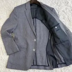 Item thumbnail for item 65b4e7c3-172f-4d25-bf98-3dfb7c66f7c8