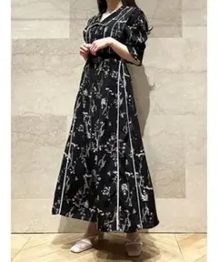 SNIDEL パイピングデザインワンピース ブラック