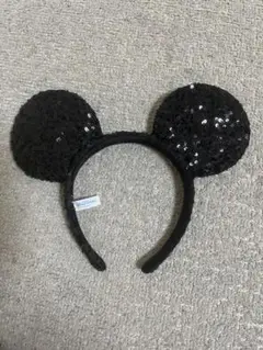 ディズニー カチューシャ スパンコール 完売品 黒