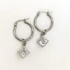 新品２Wayデートにジルコニアピアス　フープピアス　サージカルステンレスピアス
