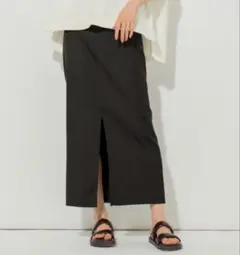 ノーク　スリットペンシルスカート