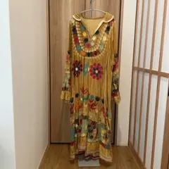 古着 刺繍ワンピース