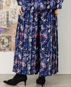 ScoLar イズスカラー フレンチブルと女の子柄 シアーチェックパンツ