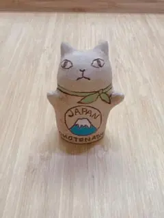 人気作家kuuさんの　猫の置物