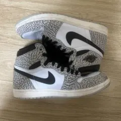 NIKE ナイキ レトロ　エアジョーダンワン　ホワイトセメント　ハイ