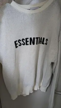 ESSENTIALS ホワイト ニットセーター