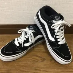 Item thumbnail for item 18e94355-ca22-48ba-9dfe-c10cb66ad3ab