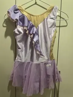 新体操用フリル付きレオタード　Mサイズ