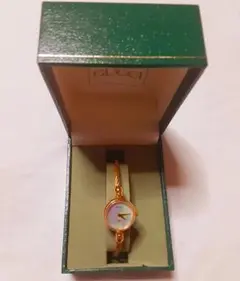 正規品~未使用にグッチレディース時計~