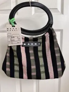 Item thumbnail for item 305f38b2-daac-4f8f-9550-b2a344dcd7ae