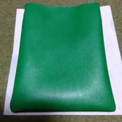 スマホポーチ　スマホショルダー　ＰＵレーザー　ビビットグリーン