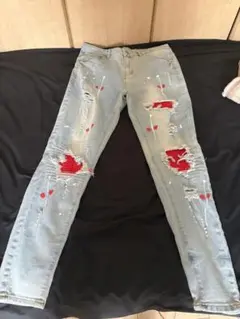 ミニマル風　ダメージデニムパンツ