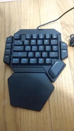 Miracle Snailゲーミングキーボード コンパクトさでゲーム効率を!!