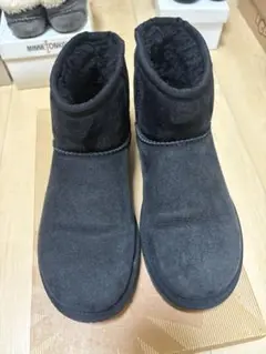 Item thumbnail for item 18fc7a68-3684-4385-98f6-c484e420ec7d