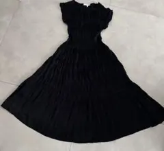 【美品】UNIQLO × INES 黒プリーツワンピース S