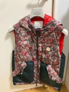 新品 MONCLER モンクレール ダウンベスト クリストファーレイバーン