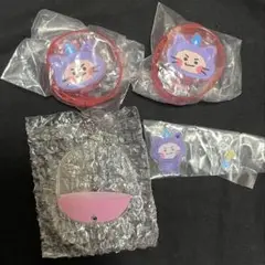 TRUZ CHILLI(チリ) ライトブレス アクリルチャーム