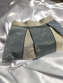 Item thumbnail for item 352d1b4c-7054-4b99-b503-1b1f22582132