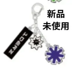 one or eight アクリルキーホルダー 紫　パープル　NEO　ネオ
