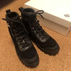 ほぼ新品☆モンクレール MONCLER 黒ブーツ 22㎝