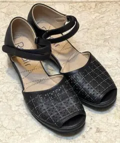 Relair ブラック サンダル オープントゥ