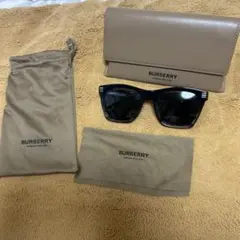 BURBERRY ブラック サングラス