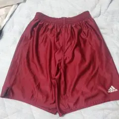 adidas 赤 ショートパンツ 日本製