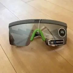 NEFF スポーツサングラス BRODIE 400UVプロテクション