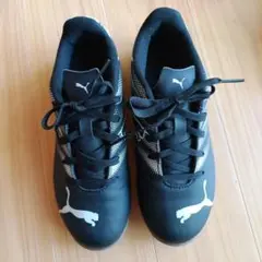 Puma ブラック サッカー　フットサル　21.5センチ