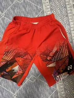美品✨YONEX ニットハーフパンツ／ベリークール／ユニ M／サンセットレッド