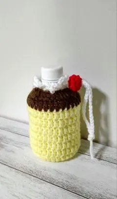 プリン風のペットボトルカバー　小物入れ　ポーチ　ハンドメイド