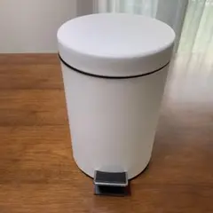【美品】IKEA VORGOD ・ペダル付きゴミ箱・ホワイト・シンプル