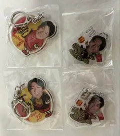 名古屋グランパス　ガチャガチャ　アクリル　4点セット
