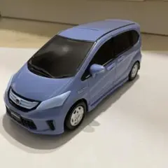 ホンダ　フリード　貯金箱