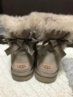 UGG アグ ミニベイリーボウⅡ ムートンブーツ カリブーリボン