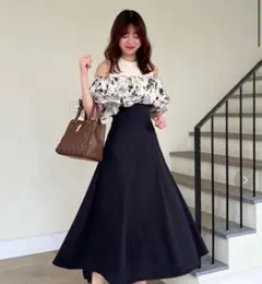 マジェスティックレゴンウエストきゅっとフリルフレアワンピ