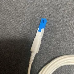 光ファイバーケーブル ホワイト