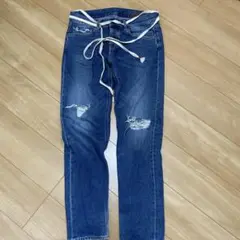 Penceダメージジーンズ