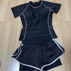ラッシュガード　ショートパンツ水着 M サイズ
