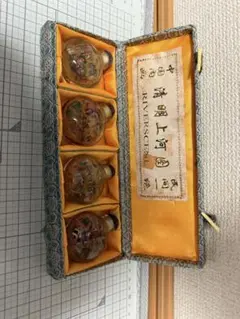 中国清時代　青白磁　鼻煙香2点　タニサ　東さ6-1102① 中国清時代 青白磁 鼻煙香2点 タニサ 東さ6-1102①