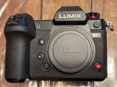 【6/11まで出品】LUMIX S1H DC-S1H【おまけ付】 Amazon | パナソニック(Panasonic) フルサイズ ミラーレス一眼