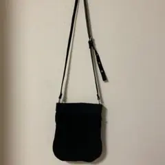 黒 ショルダーバッグ