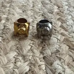 ロエベ　パーソナライズ　チャーム　ブタ　ゴールド　シルバー